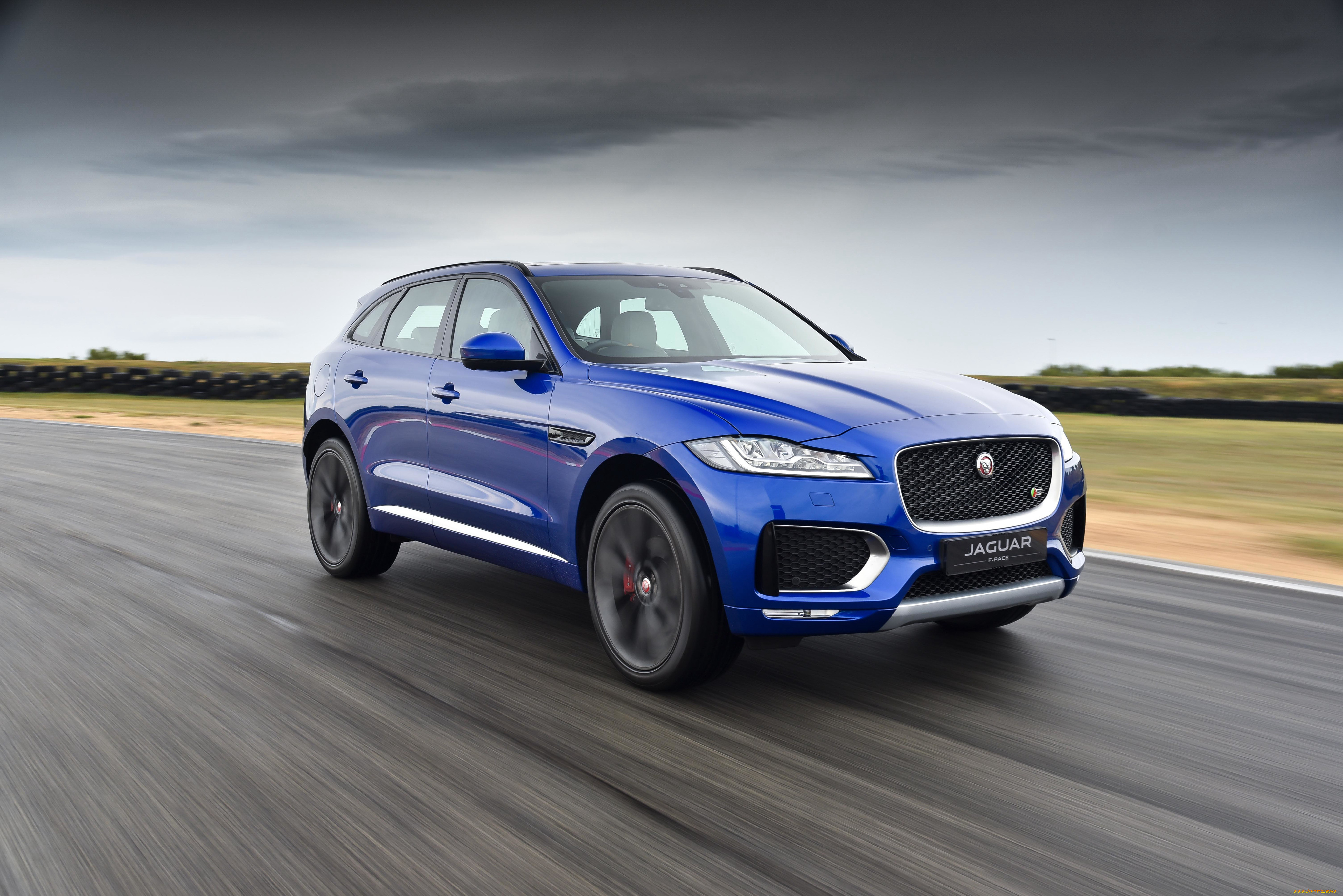 Jaguar f Pace 2016